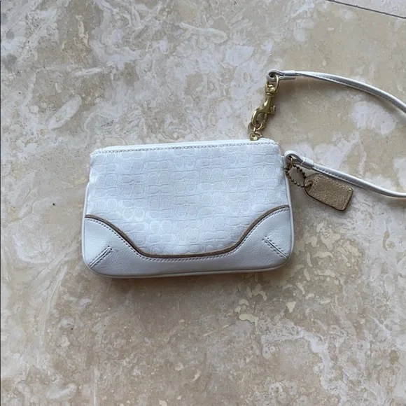 Coach White Limited Ed Canvas wristlet gold trim - Picture 2 of 4
